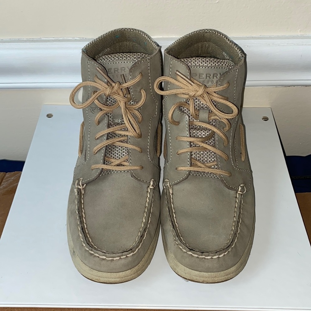 Sperry Sneakers